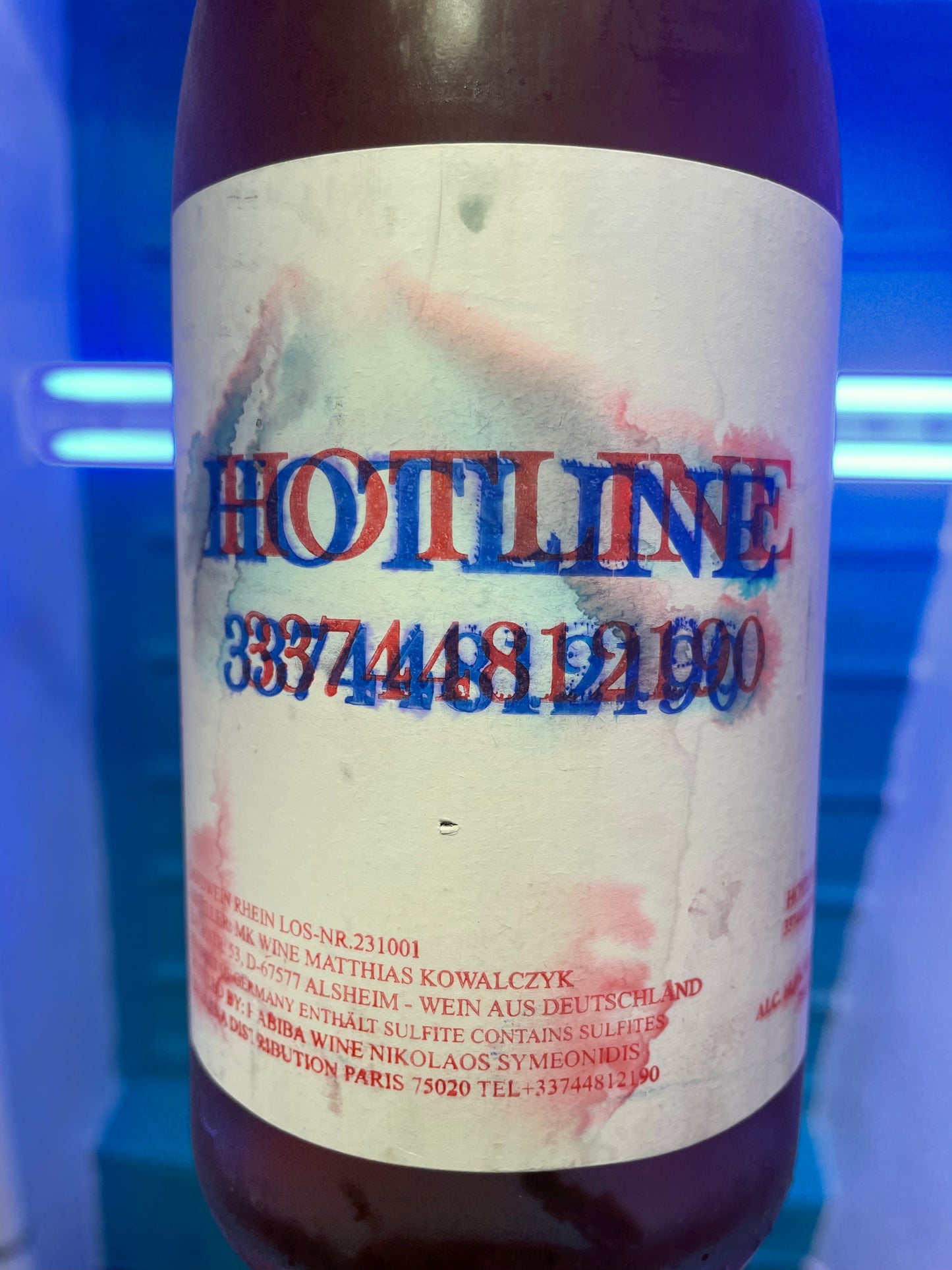 HOTLINE